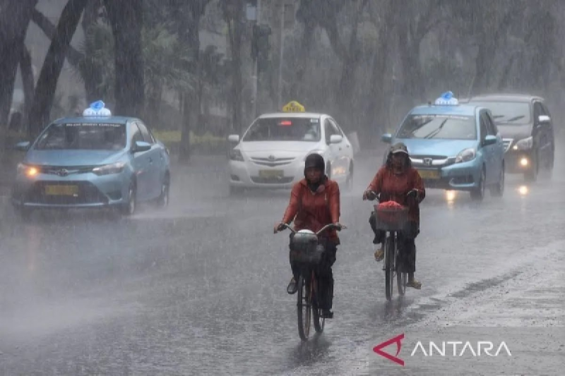 Rabu, Jakarta diprediksi turun hujan dari siang hingga sore hari