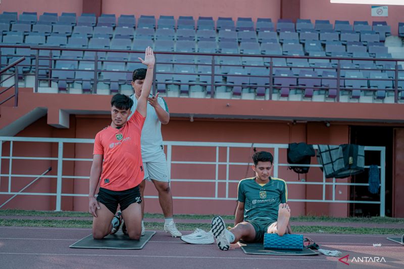 persebaya-terus-beri-pendampingan-ernando-dan-malik-pascacedera