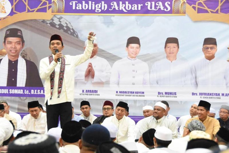 Deretan ustadz populer berdasarkan pengikutnya di media sosial 