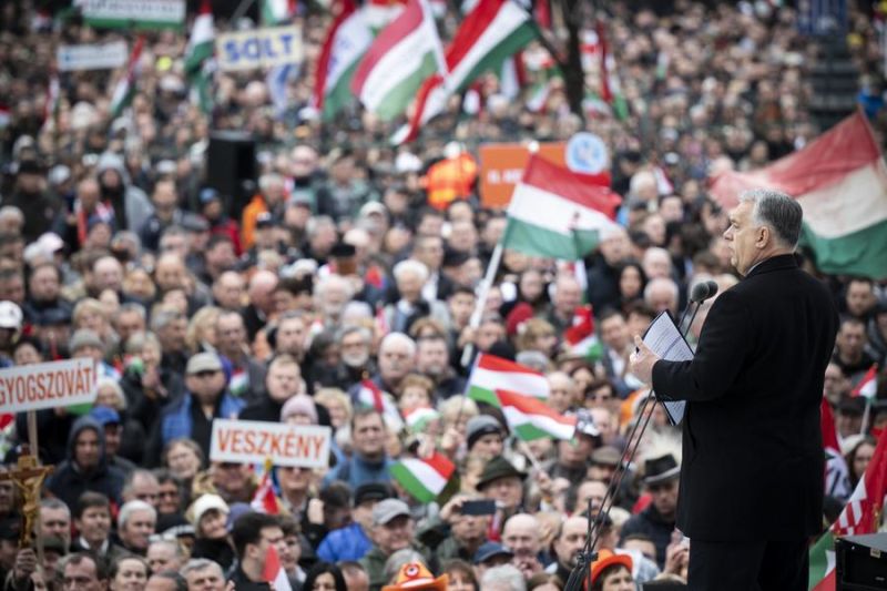 pm-orban-bersumpah-akan-pertahankan-hongaria-dari-kendali-ue