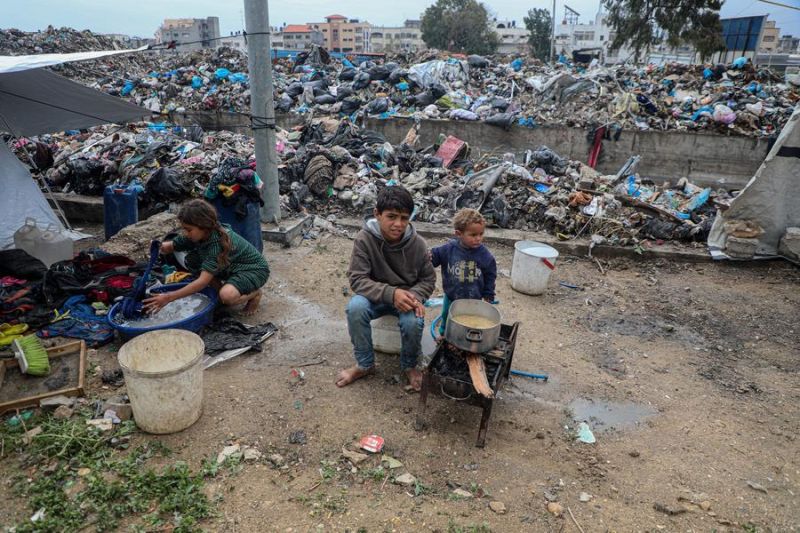 sedikitnya-130-orang-tewas-oleh-tentara-israel-di-gaza-dalam-48-jam
