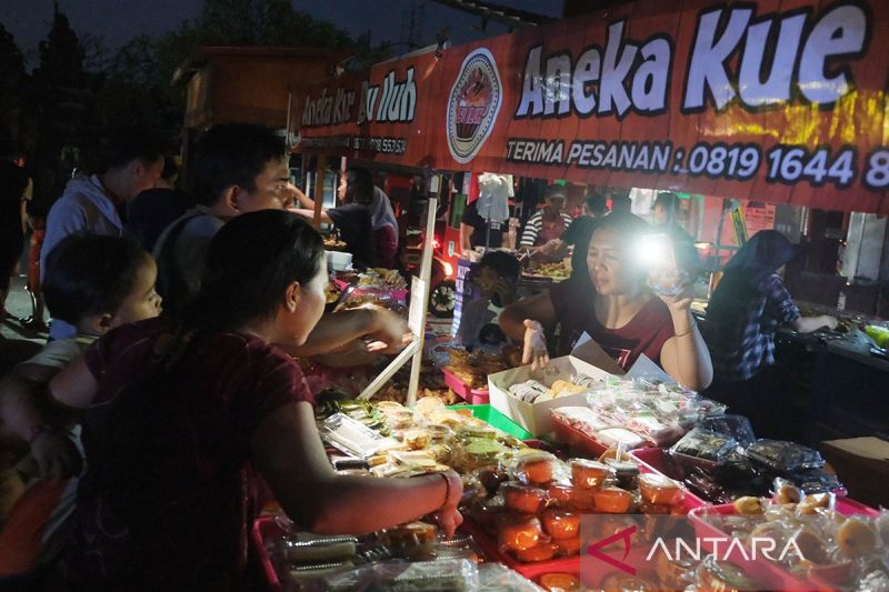 PLN memastikan listrik bandara hingga pusat keramaian di Bali pulih