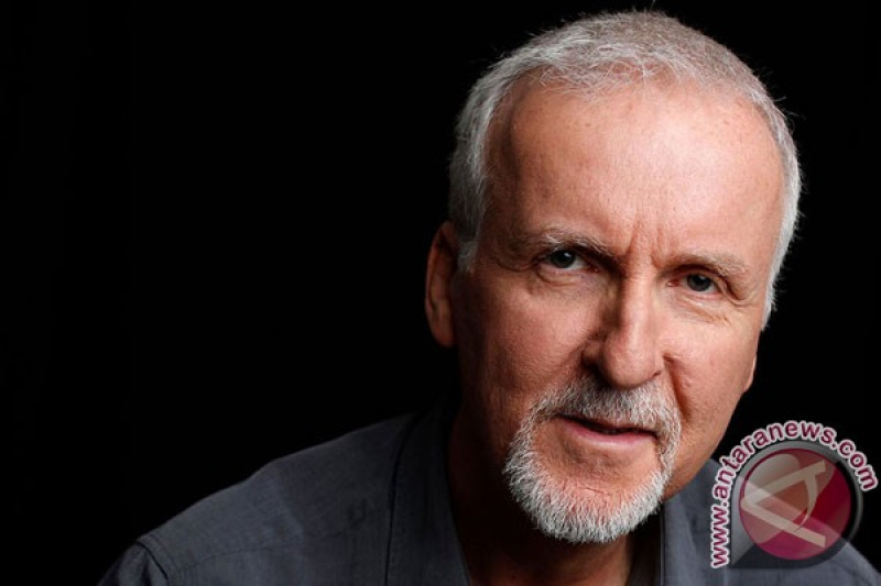 James Cameron tunjuk narator untuk buku audio “Ghosts of Hiroshima”