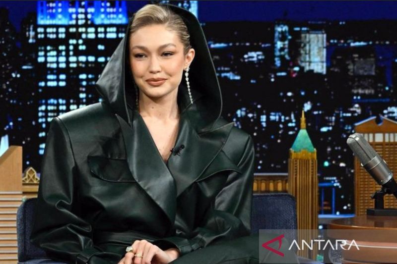 Gigi Hadid konfirmasi hubungannya dengan Bradley Cooper