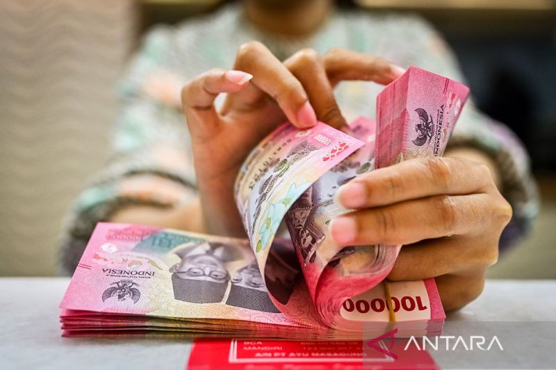 Rupiah melemah karena ekspektasi penurunan suku bunga Fed berkurang