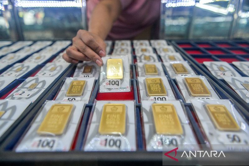 Emas Antam pada 10  Mei naik tipis Rp2.000 jadi Rp1,928 juta per gram
