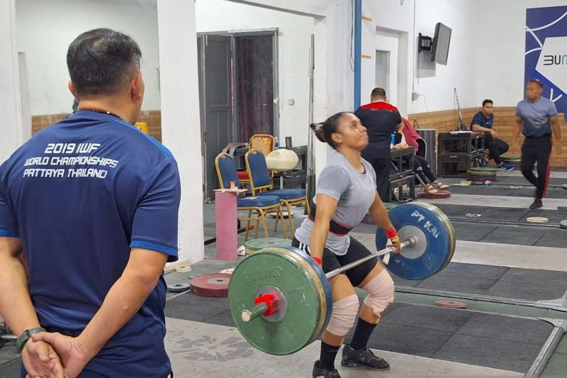 Natasya Beteyob belum maksimal di Kejuaraan Asia Angkat Besi 2025