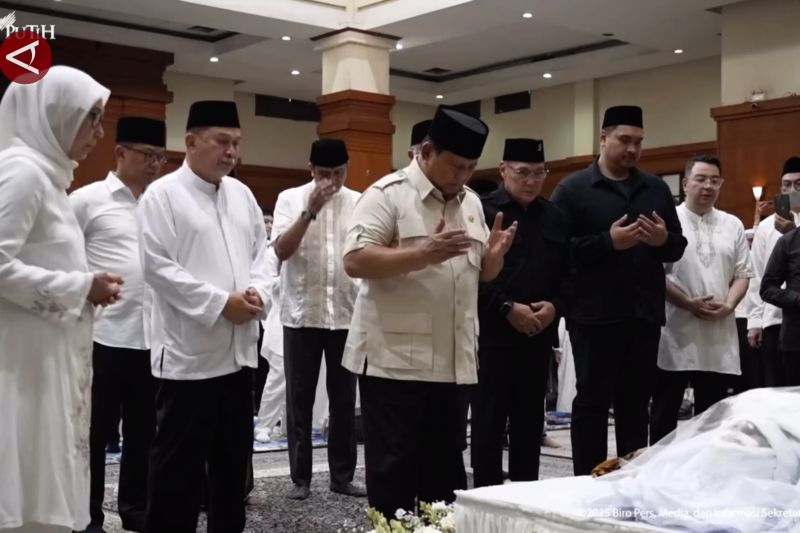 Prabowo sebut Eddie Nalapraya patriot dan pembina pencak silat sejati – ANTARA News