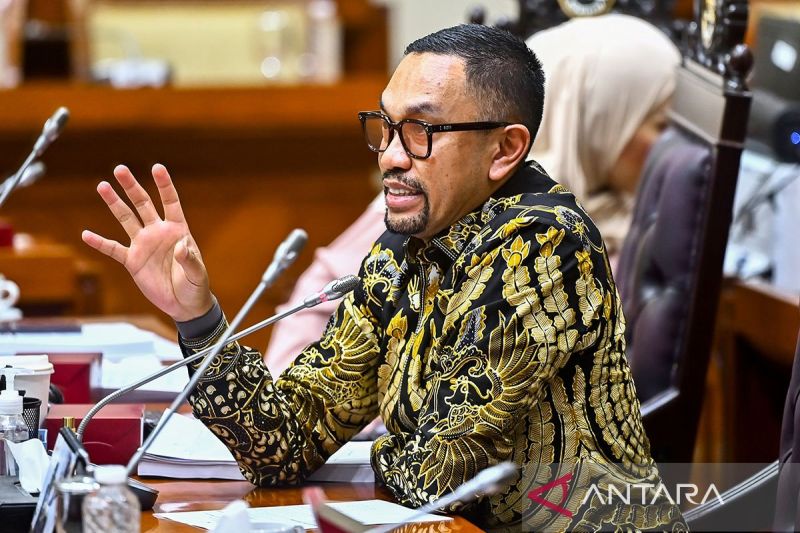 Sahroni desak polisi telusuri grup Facebook berisi konten inses