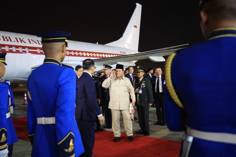 Tiba di Thailand, Prabowo disambut pejabat tinggi dan jajar kehormatan