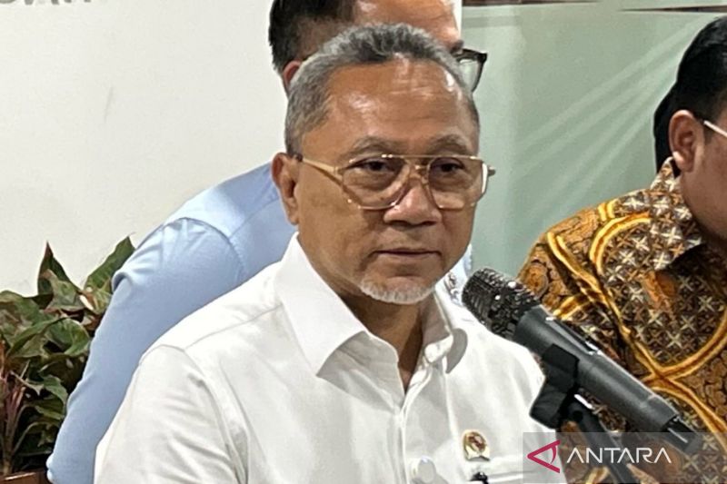 zulhas-libatkan-danantara-dalam-pengadaan-teknologi-pengelolaan-sampah