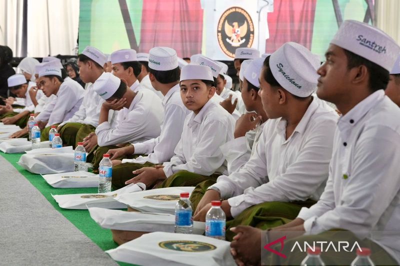 pemerintah-bangun-1.000-sppg-pesantren-untuk-berdayakan-masyarakat