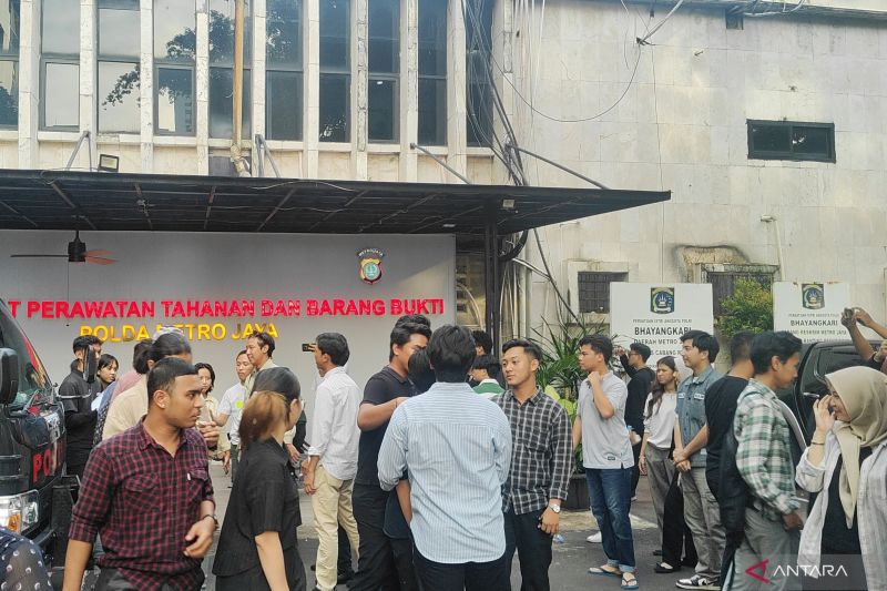 mahasiswa-yang-ditangkap-saat-kericuhan-di-balai-kota-dipulangkan