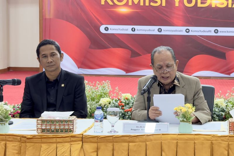 ky:-33-calon-hakim-agung-dan-6-hakim-ad-hoc-ham-lolos-seleksi-kualitas