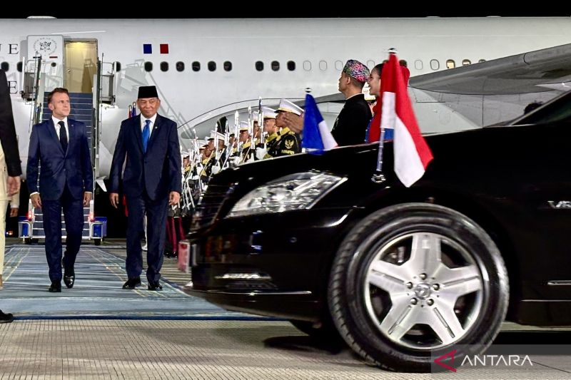menhan:-presiden-macron-dijadwalkan-cek-lab-bahasa-prancis-akmil