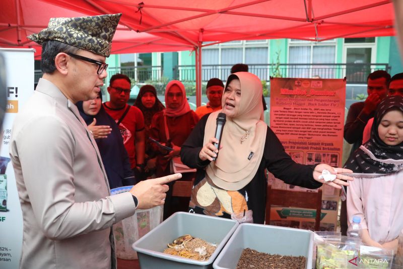 wamendagri:-kopdeskel-merah-putih-untuk-sejahterakan-rakyat