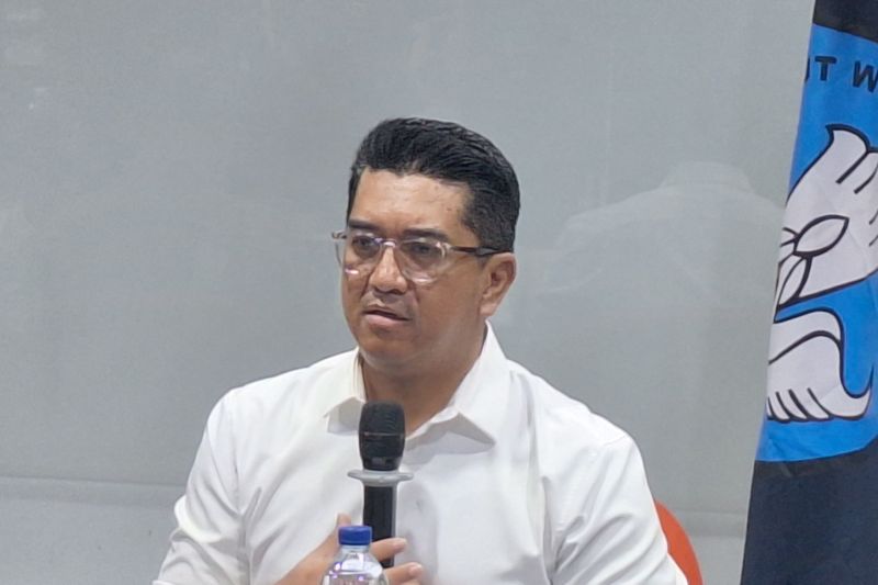 Rektor UI gratiskan uang kuliah bagi anak dosen dan tendik