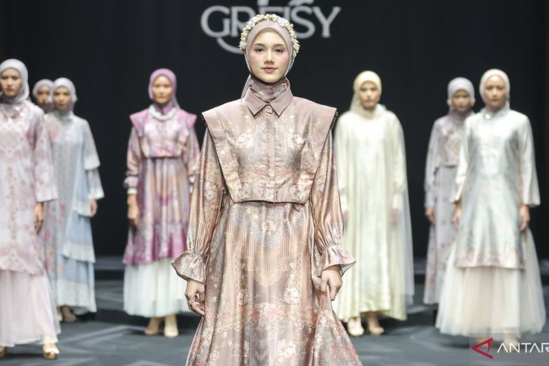 Greisy luncurkan koleksi padukan unsur budaya dalam sentuhan modern