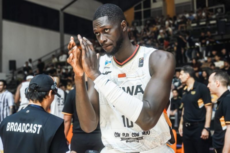 Pape Malick pimpin raihan blok terbanyak IBL 2025 hingga pekan ke-18