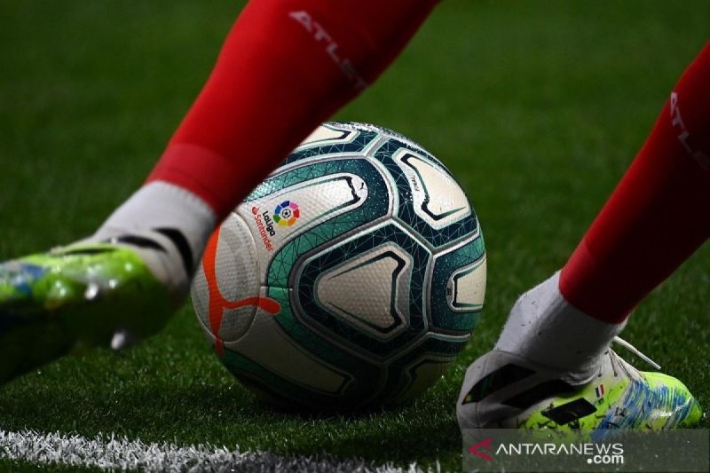 Pemain Sociedad Luca Sucic raih penghargaan gol terbaik LaLiga 2024/25