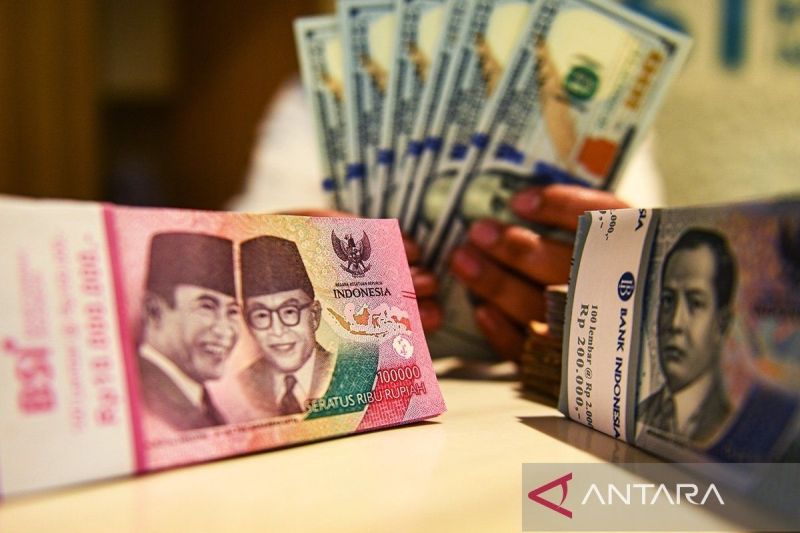 rupiah-menguat-dipengaruhi-ketidakpastian-kebijakan-tarif-trump