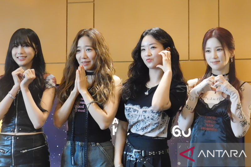 chorong-hingga-hayoung-apink-bergabung-ke-with-us-entertainment