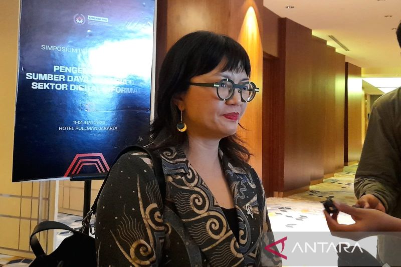 stella:-mendidik-kemampuan-latih-ai-lebih-penting-dari-kurikulum-ai