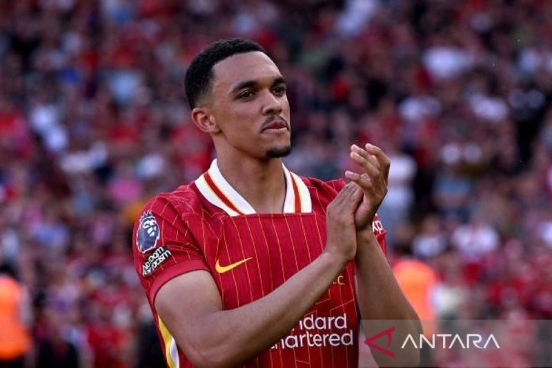 Tuchel sebut TAA harus bisa bersaing untuk rebutkan posisi di Inggris