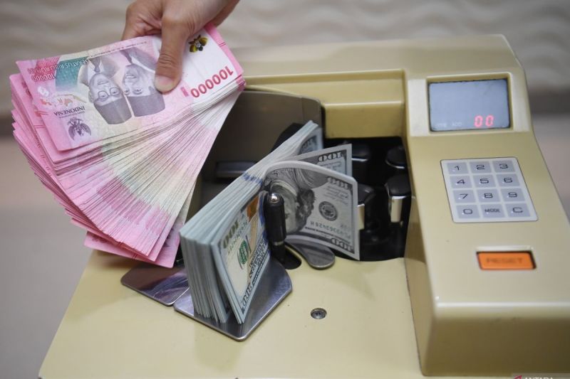 Guru Besar UI proyeksikan kurs rupiah menguat menjelang akhir tahun
