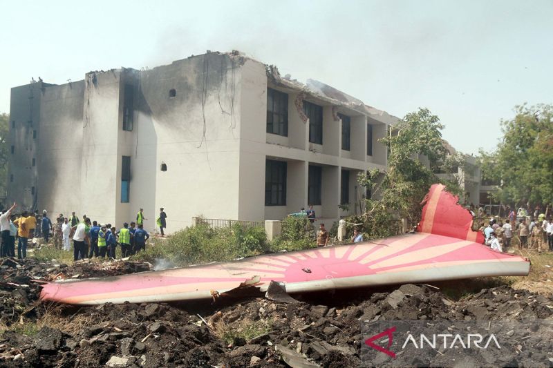 Hoaks! Foto pesawat Air India terbakar
