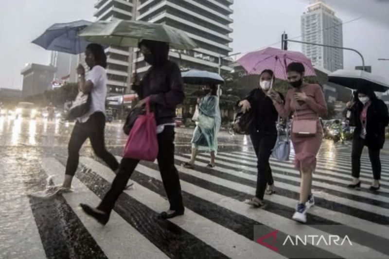 Sebagian Jakarta diprakirakan hujan ringan pada Kamis pagi
