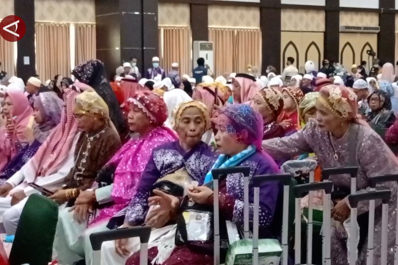 Daftar tunggu haji di Kabupaten Maros capai 39 tahun – ANTARA News