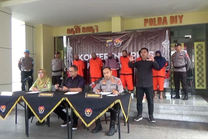6 dari 7 tersangka mafia tanah kasus Mbah Tupon ditahan – ANTARA News