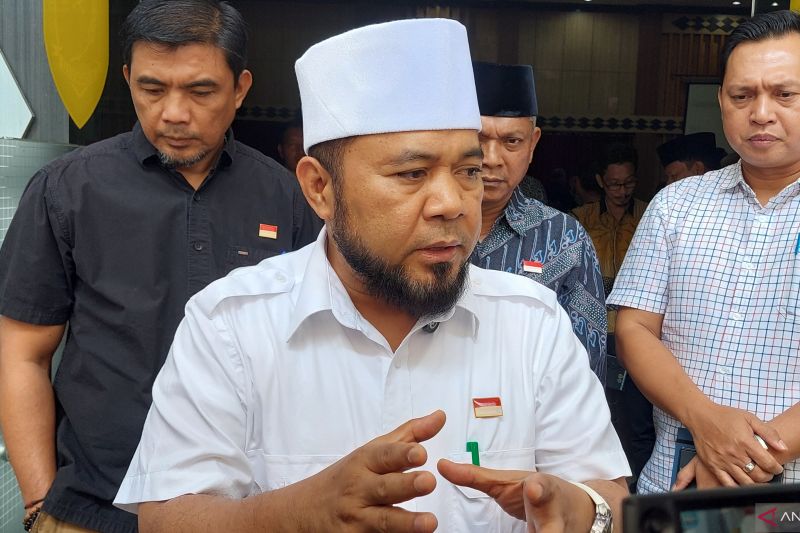 Gubernur Bengkulu minta listrik di Pulau Enggano mengalir 24 jam