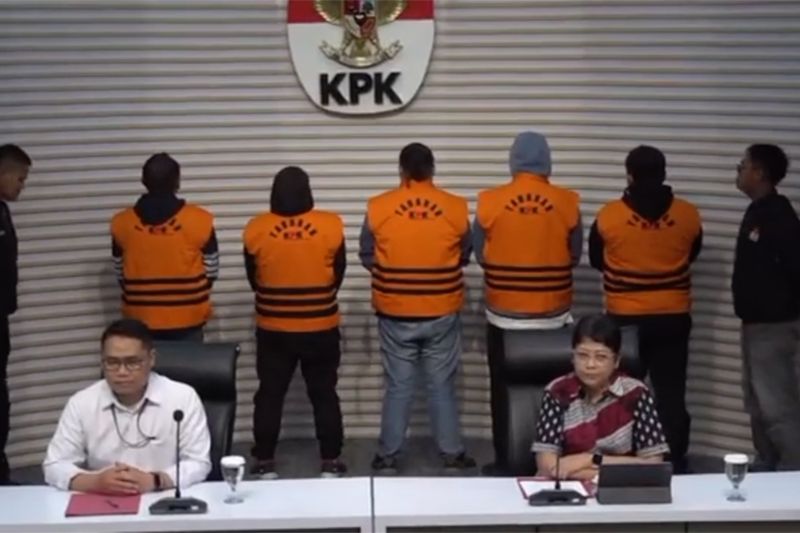 KPK tetapkan 5 orang tersangka kasus korupsi proyek jalan di Sumut – ANTARA News