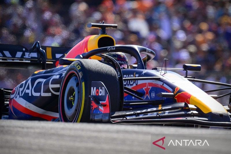 Insiden dengan Verstappen, bos Mercedes bela Kimi Antonelli