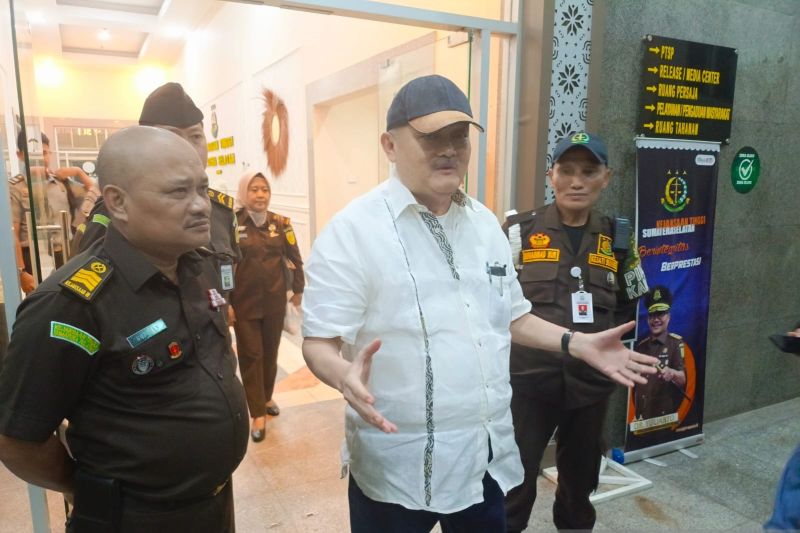 Kejati Sumsel tetapkan Alex Noerdin tersangka korupsi Pasar Cinde