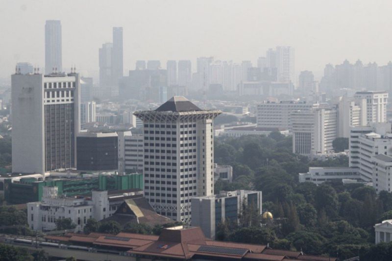 Sabtu pagi, kualitas udara Jakarta tak sehat bagi kelompok sensitif