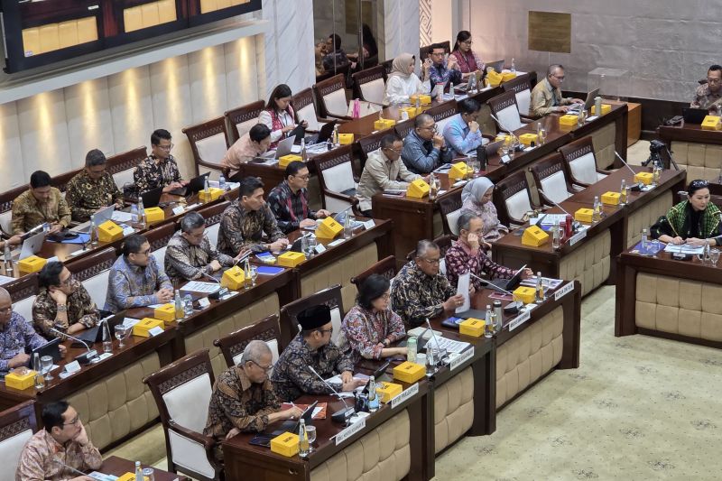 Ketua Komisi XI DPR: BI-OJK-Kemenkeu sinergi perkuat stimulus ekonomi