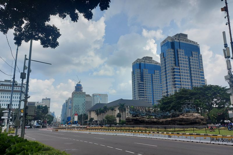 Senin, Jakarta diperkirakan cerah pada pagi dan malam hari