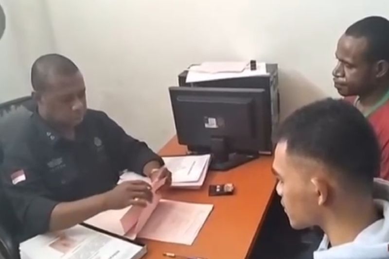 Satgas: anggota Polri penjual amunisi diserahkan ke jaksa di Wamena