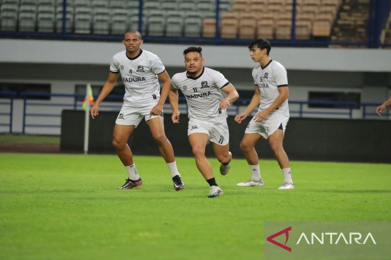 Madura United bidik bek asing anyar jelang bergulirnya Super League
