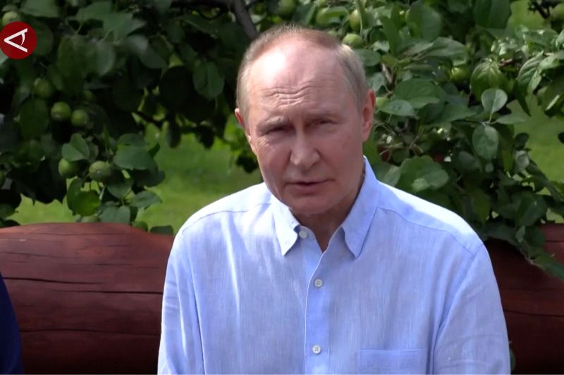 Hadapi tenggat Trump, Putin harap perundingan damai Ukraina lanjut – ANTARA News