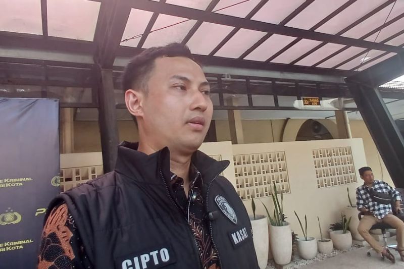 Polisi Kediri sita CCTV imbas warga meninggal pesta minuman keras 