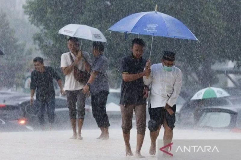 Cuaca Jakarta Jumat, hampir semua wilayah diguyur hujan 