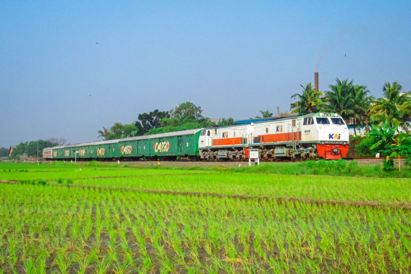 KAI catat angkutan ritel naik 15 persen pada Januari-Juli 2025