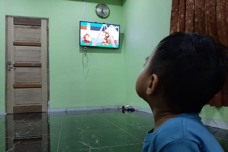 Dampak baik buruk tayangan televisi pada anak menurut psikolog