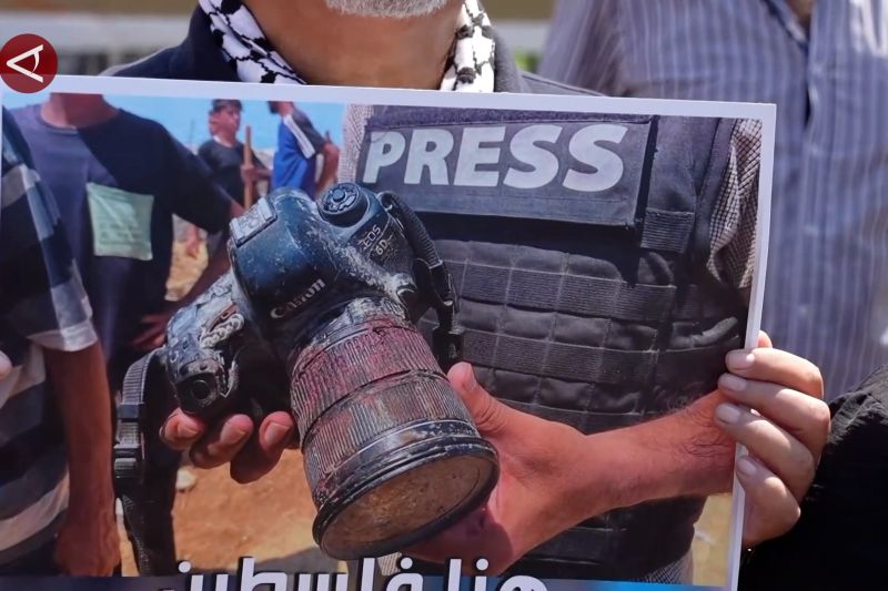 Warga Lebanon beri penghormatan bagi jurnalis yang terbunuh di Gaza – ANTARA News