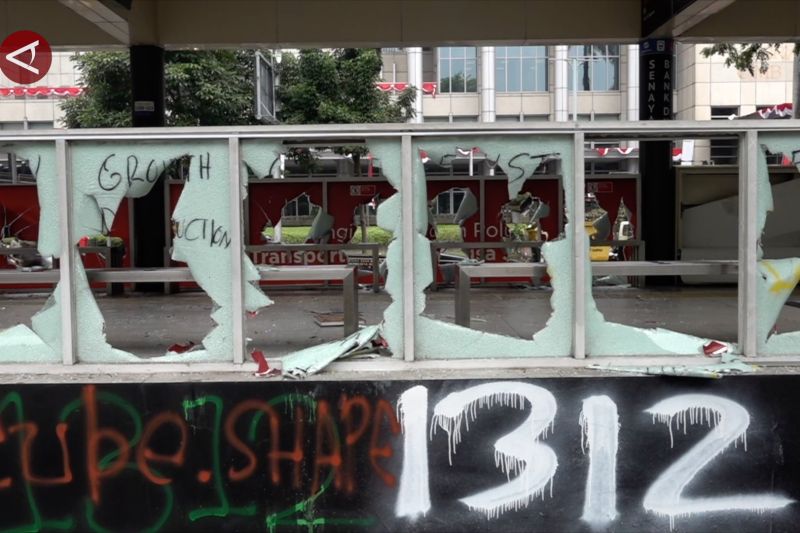 Banyak fasilitas umum dan halte rusak, Pramono gratiskan Tj dan MRT – ANTARA News