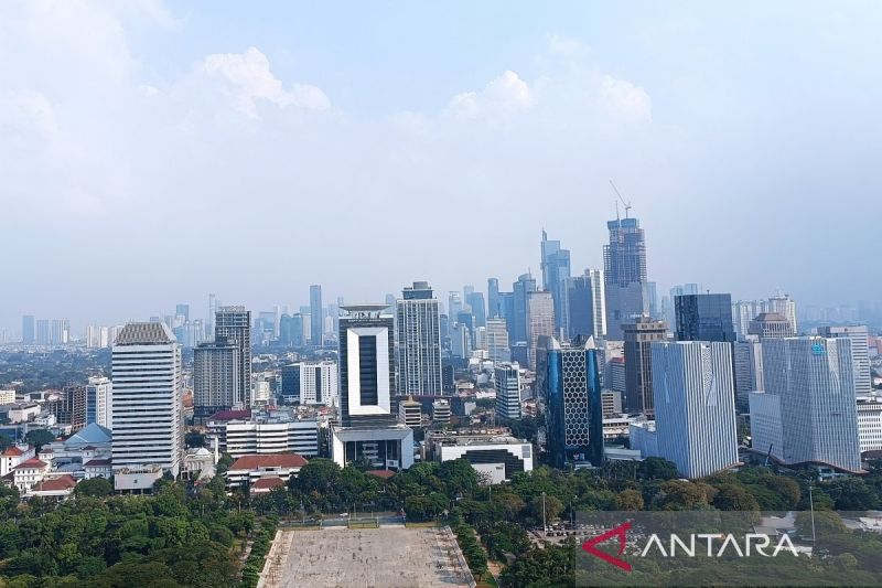 Wilayah Jakarta diperkirakan cerah berawan pada Minggu